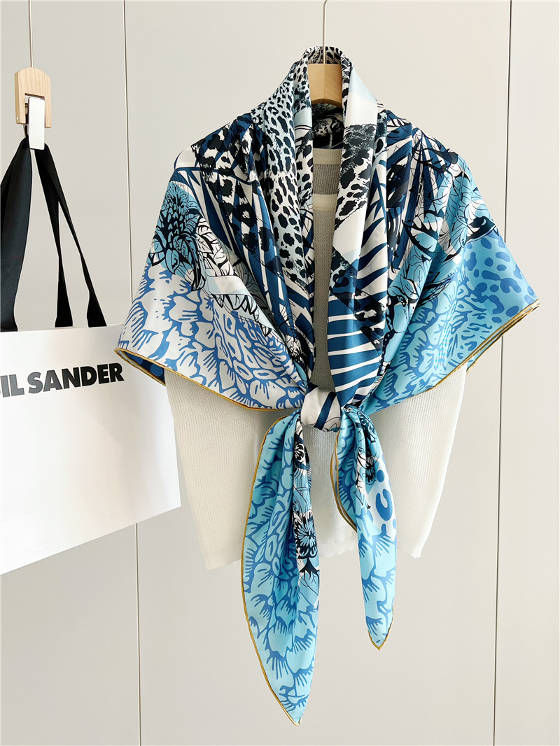 Lion Print Silk Scarf Luxury D - Travel Accessories Designer recension och pris