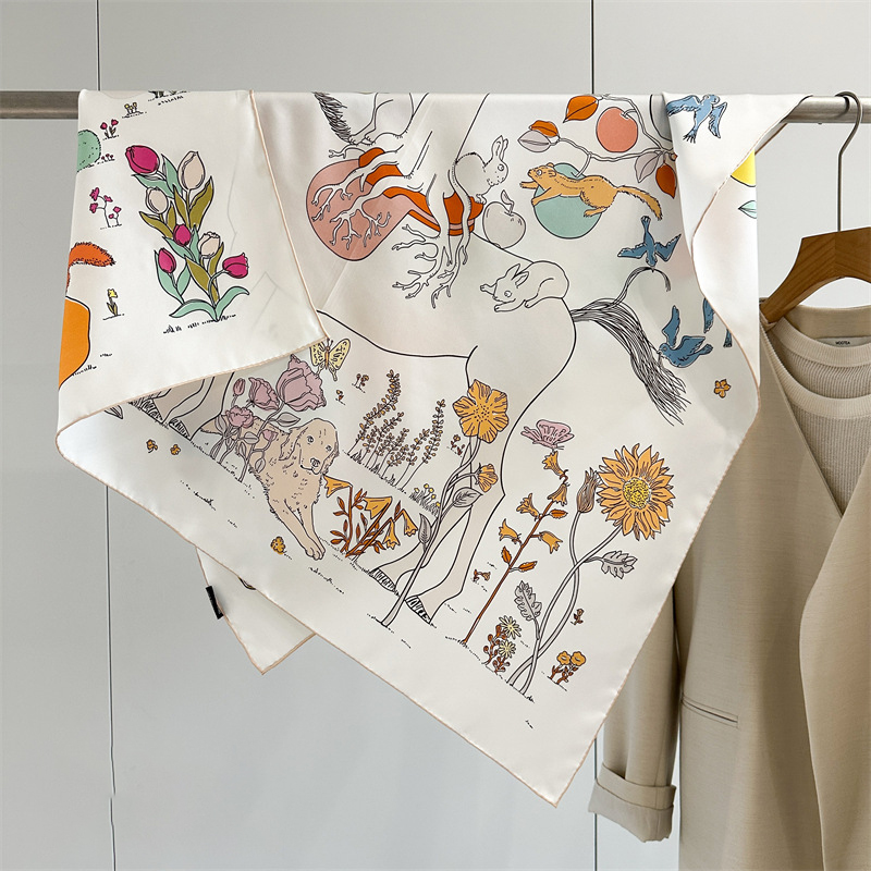 AB Faced Print Silk Scarf 18MM - Travel Accessories Designer recension och pris