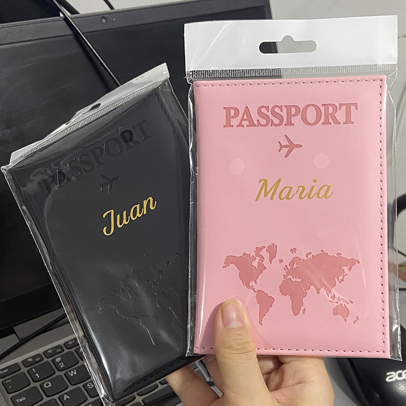 Custom Gold Color Name on Pass - Travel Accessories Personalised recension och pris