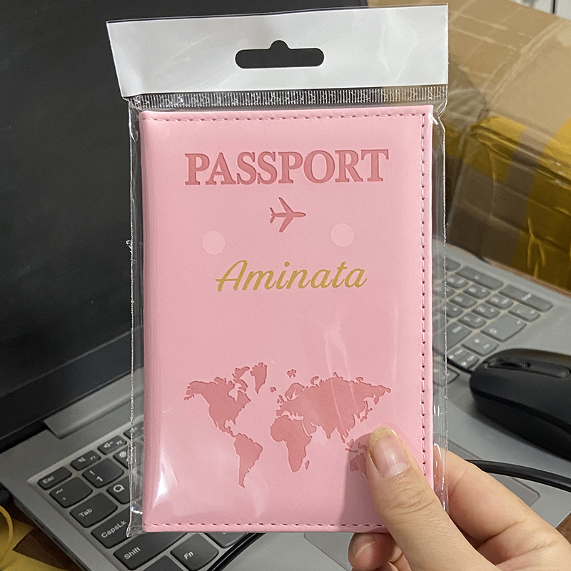 Custom Gold Color Name on Pass - Travel Accessories Personalised recension och pris
